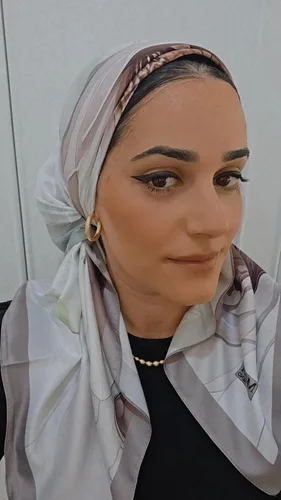 מטפחת מרובעת משי צבעי פסטל
