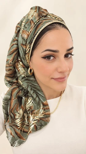 מטפחת לונג דגם שלכת בצבע ירוק