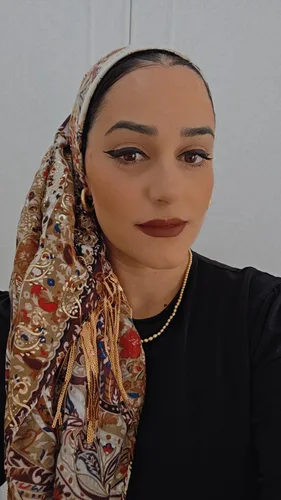 מטפחת לונג דגן נוב רקע שמנת