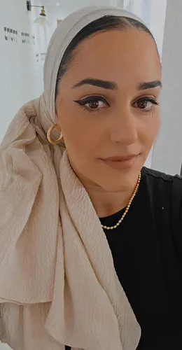 מטפחת לונג קרפ בצבע קרם