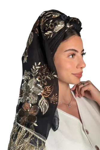 מטפחת משולבת דגם עדן בצבע שחור