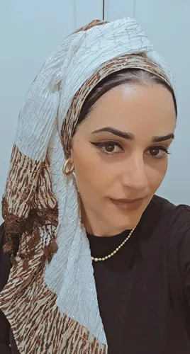 מטפחת לונג דגם ריי צבע לבן