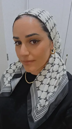 מטפחת מרובעת משי פופיונים