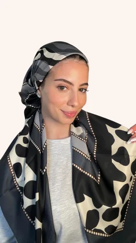 מטפחת מרובעת גדולה 1.10 על 1.10 מעורבת גון אפור