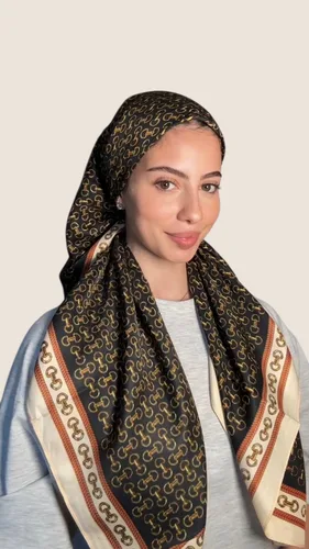 מטפחת מרובעת גדולה 1.10 על 1.10 שחורה לולאות
