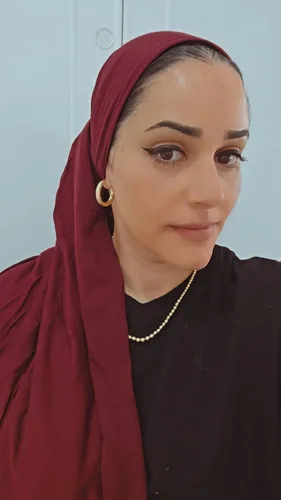 מטפחת לונג סטרץ' להיט בצבע בורדו