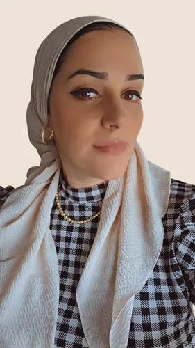 מטפחת מרובעת קרפ בצבע שמנה